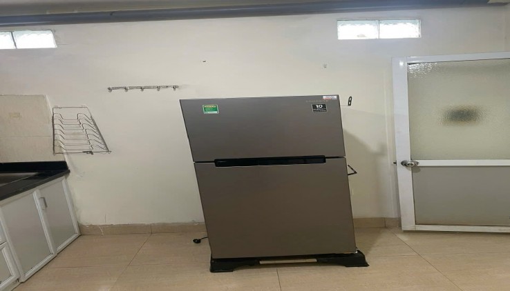 Cho thuê căn hộ chung cư phố Vũ Tông Phan, 55m-Tầng đẹp-2 PN- 1VS- Giá 7triệu/tháng.